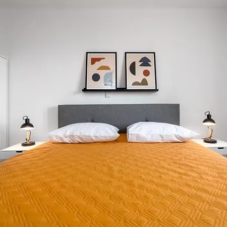 Port Apartment